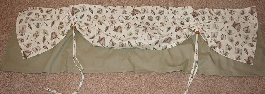 Naturewood 56" X 18" Curtain Valance by Pfaltzgraff-1
