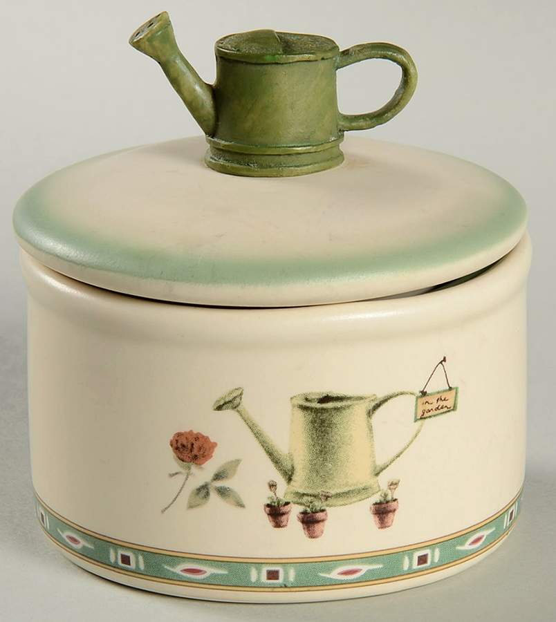 Naturewood Candlebox with Lid by Pfaltzgraff-1