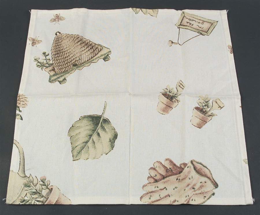 Naturewood Cloth Napkin by Pfaltzgraff-1