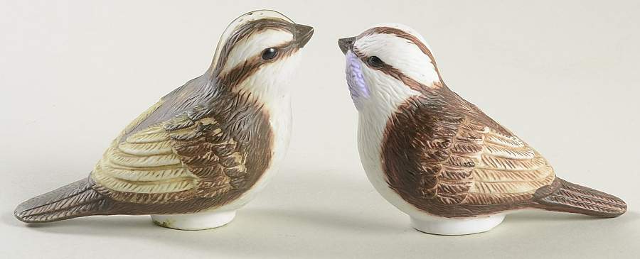 Naturewood Figural Salt & Pepper Set by Pfaltzgraff-1