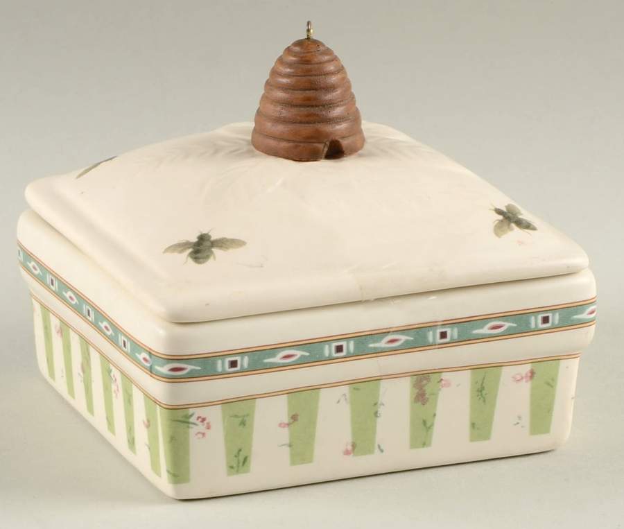 Naturewood Candle Votive & Lid by Pfaltzgraff-1