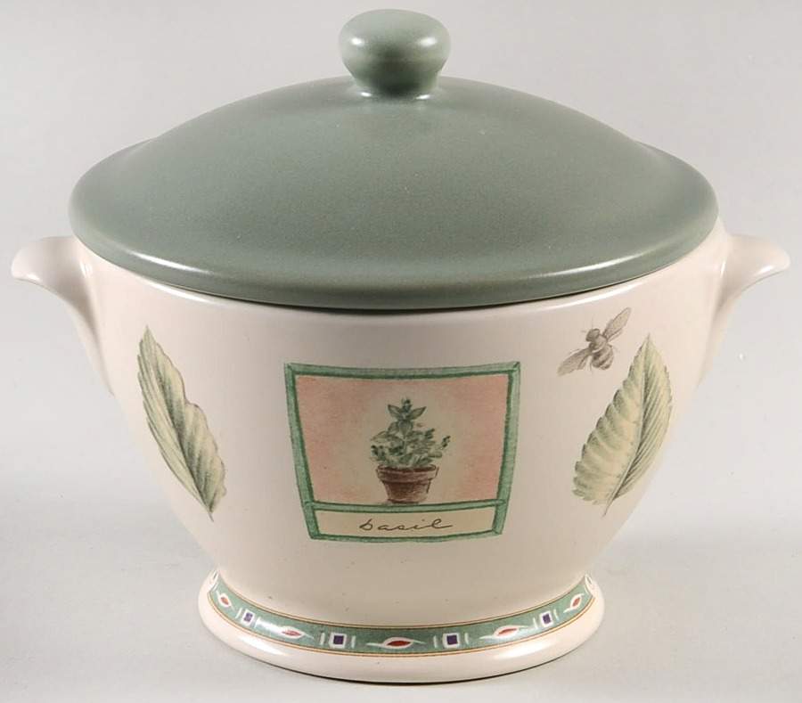 Naturewood Mini Tureen & Lid by Pfaltzgraff-1