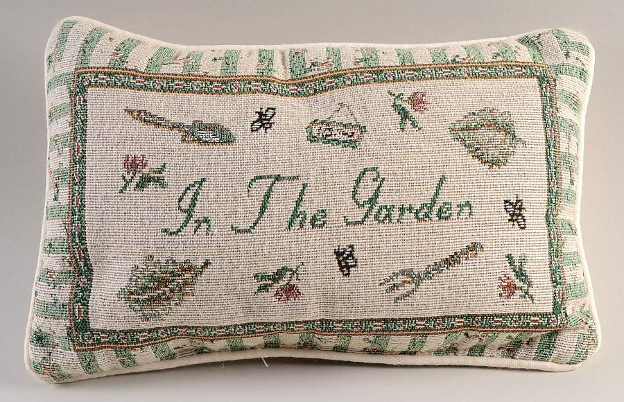 Naturewood Mini Pillow by Pfaltzgraff-1