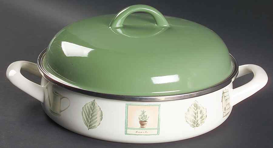 Naturewood 3 Quart Metal Covered Casserole by Pfaltzgraff-1