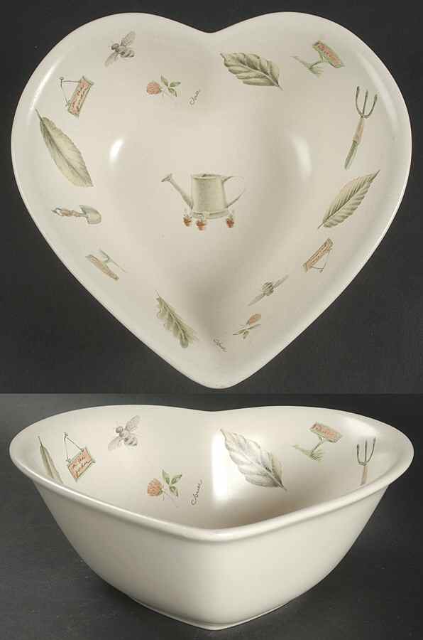 Naturewood Heart Shaped Dish by Pfaltzgraff-1