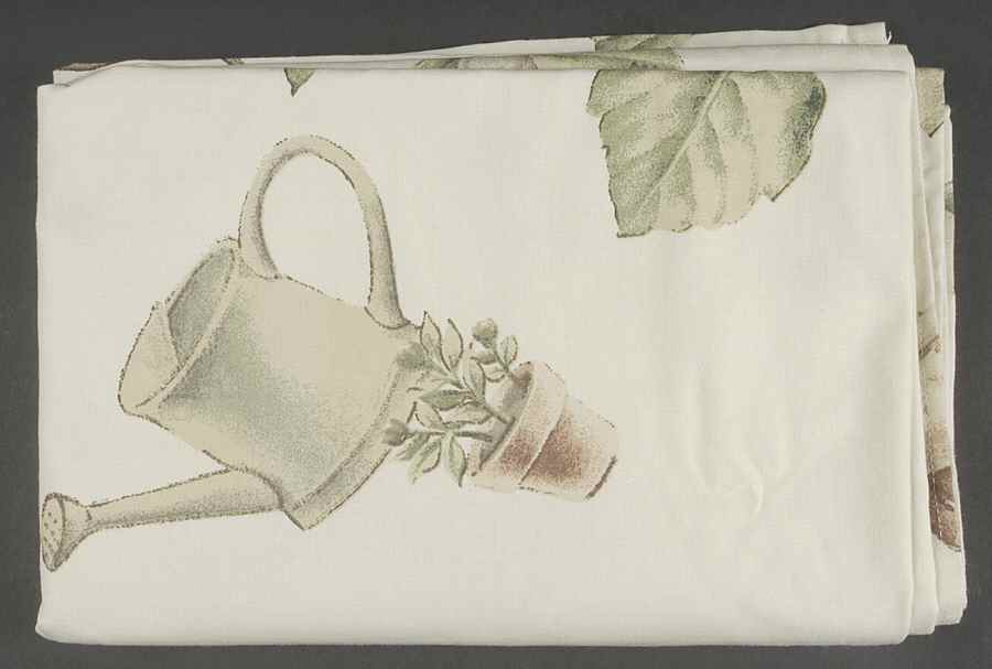Naturewood 60" X 84" Oblong Tablecloth by Pfaltzgraff-1