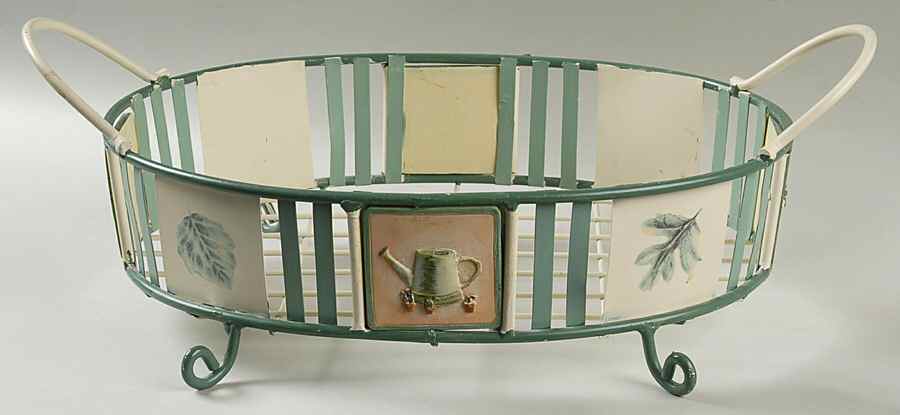 Naturewood 12" Metal  Holder for Oval Baker/Vegetable by Pfaltzgraff-1