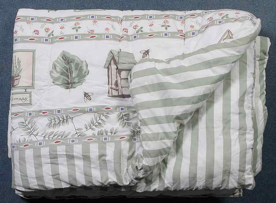Naturewood Twin Size Comforter by Pfaltzgraff-1