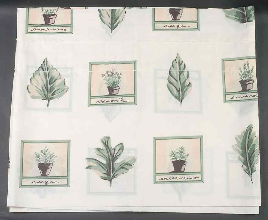 Naturewood 84" X 15" Curtain Valance by Pfaltzgraff-1