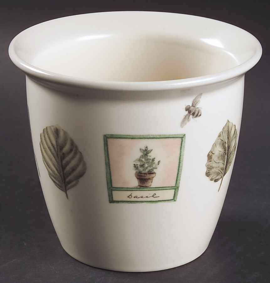Naturewood Mini Canister No Lid by Pfaltzgraff-1
