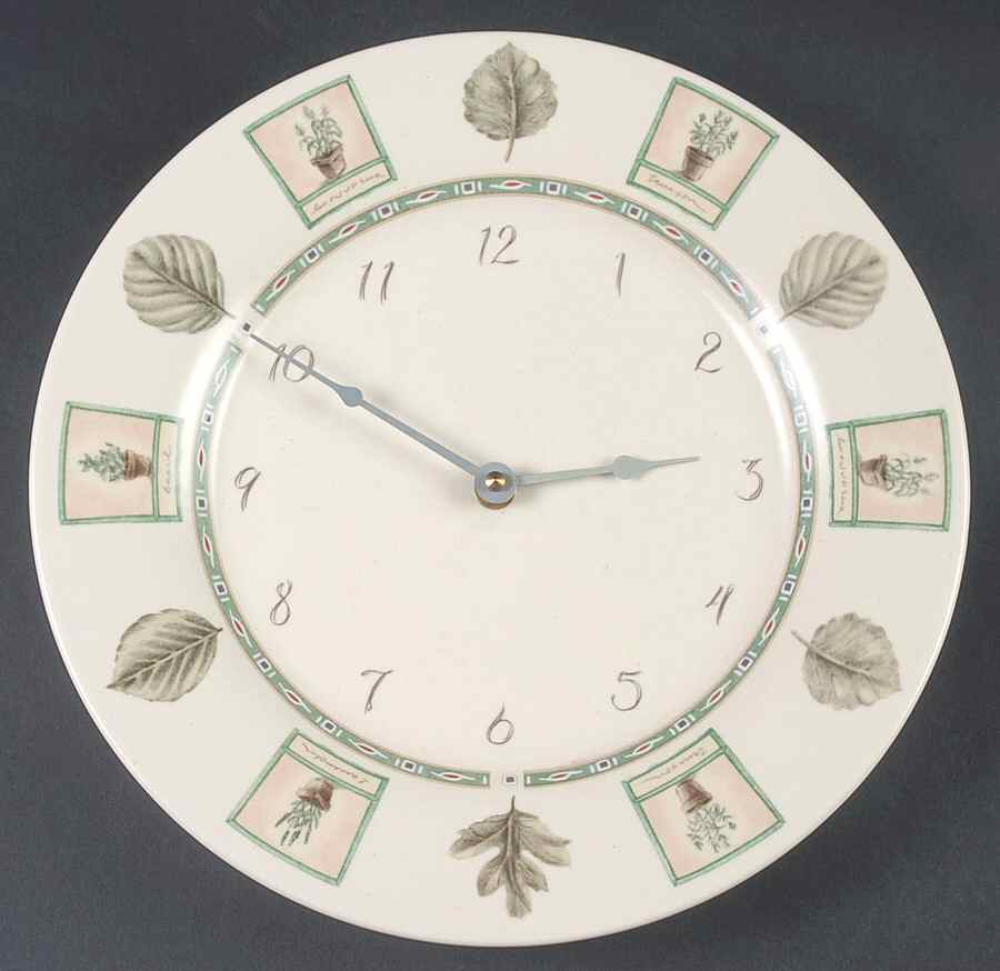 Naturewood Clock Plate by Pfaltzgraff-1
