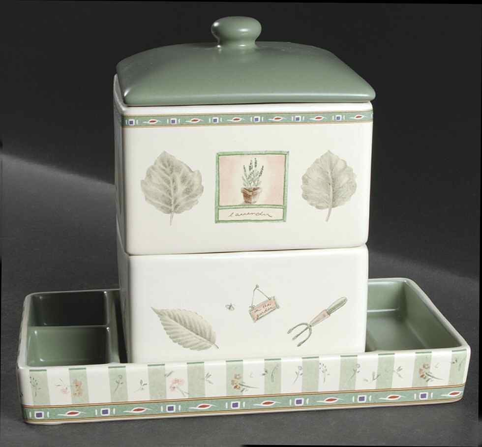 Naturewood (4 Pc) Coffee Center by Pfaltzgraff-1