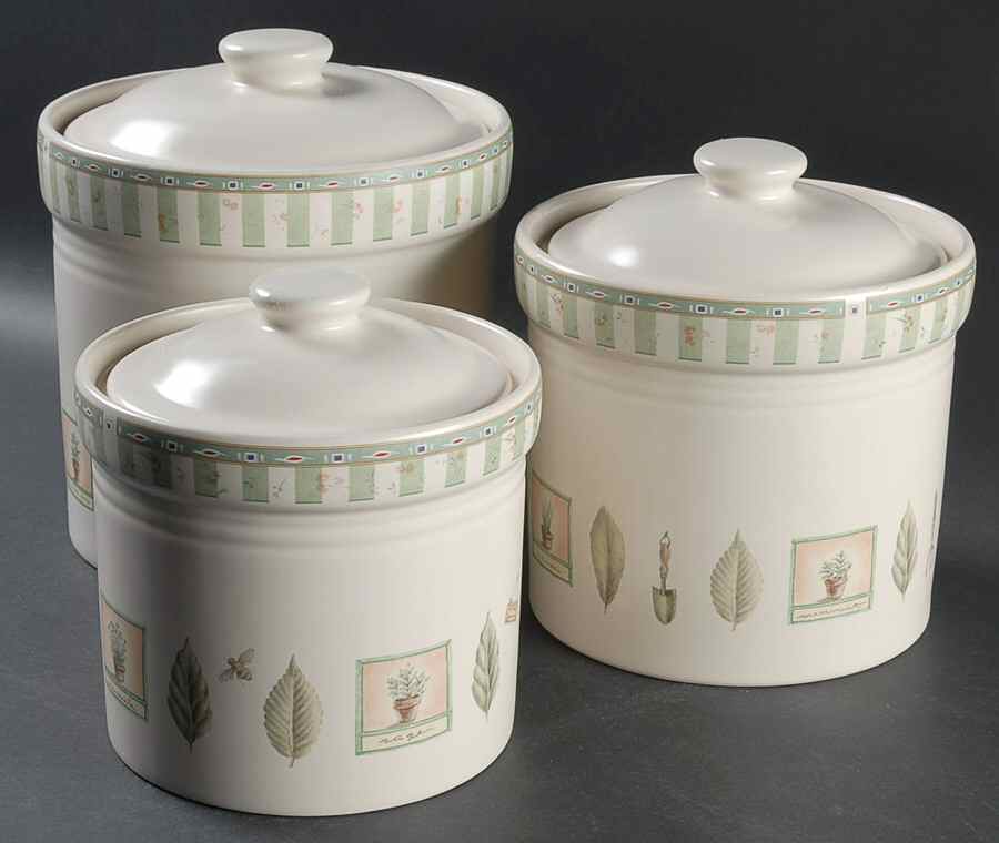 Naturewood (3 Piece) Canister Set (Box Set) by Pfaltzgraff-1