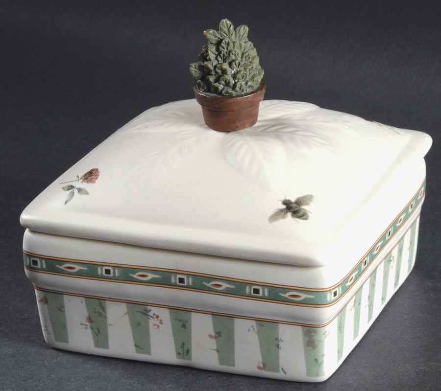 Naturewood Candle Votive & Lid by Pfaltzgraff-1