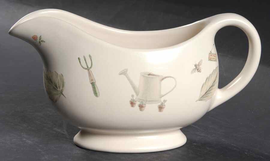 Naturewood Gravy Boat by Pfaltzgraff-1