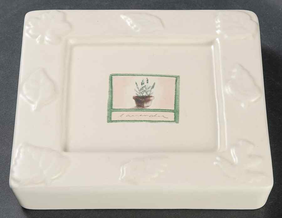 Naturewood Soap Dish by Pfaltzgraff-1
