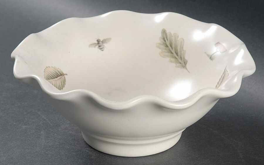 Naturewood Fluted Dessert Server by Pfaltzgraff-1