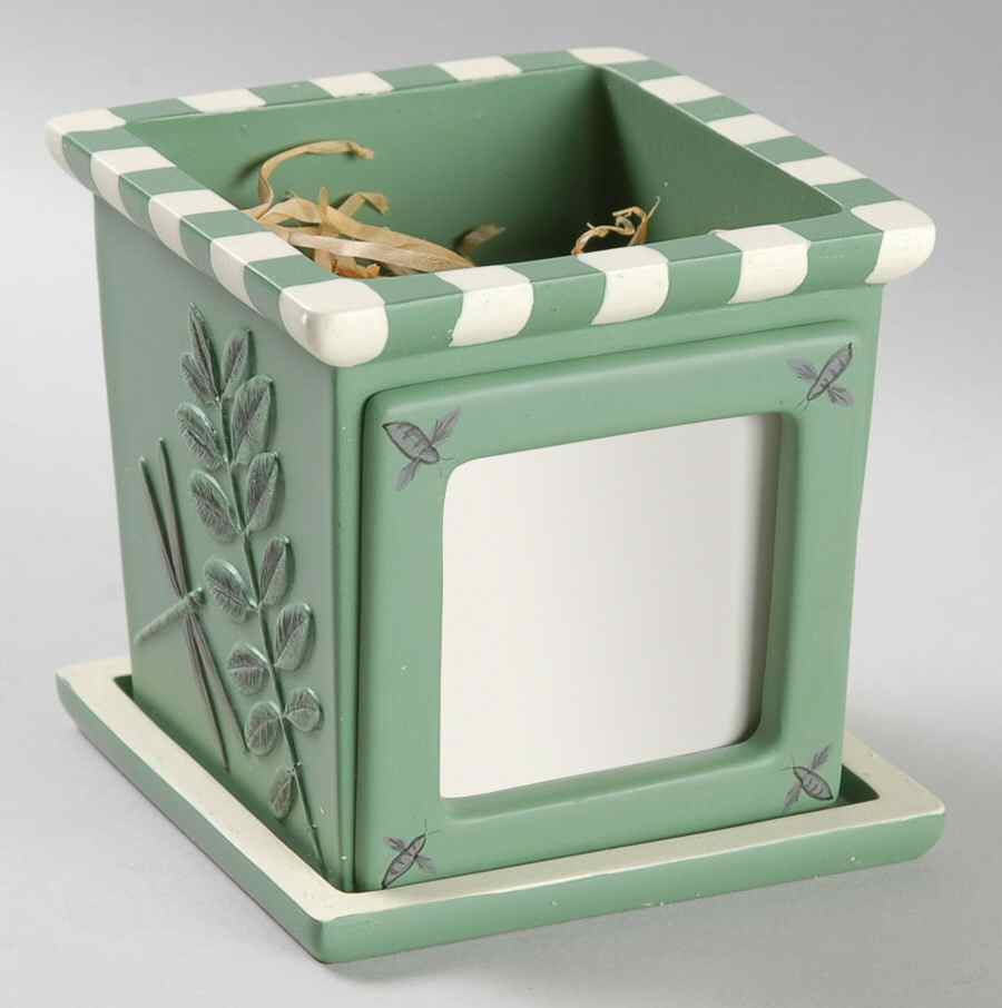 Naturewood Pot Shot/Frame & Planter W/Unde(Holds a 2 1/4"Pic) by Pfaltzgraff-1