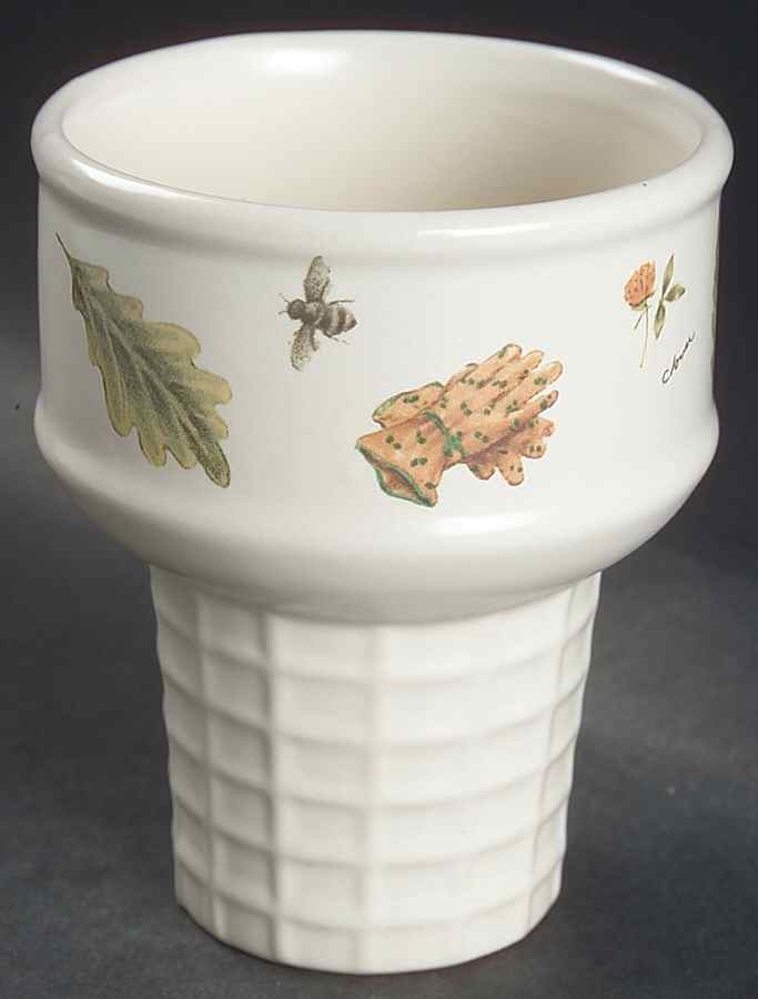 Naturewood Ice Cream Cone Shaped Dish by Pfaltzgraff-1