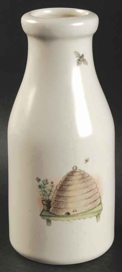 Naturewood Milk Bottle by Pfaltzgraff-1
