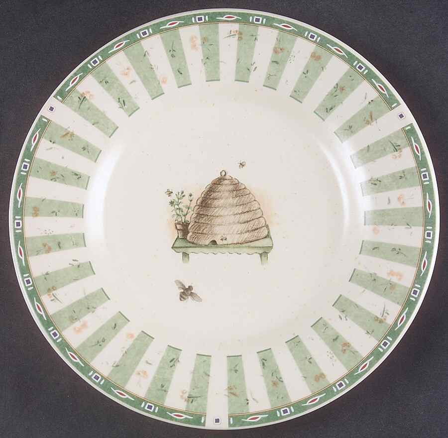 Naturewood Accent Luncheon Plate by Pfaltzgraff-1