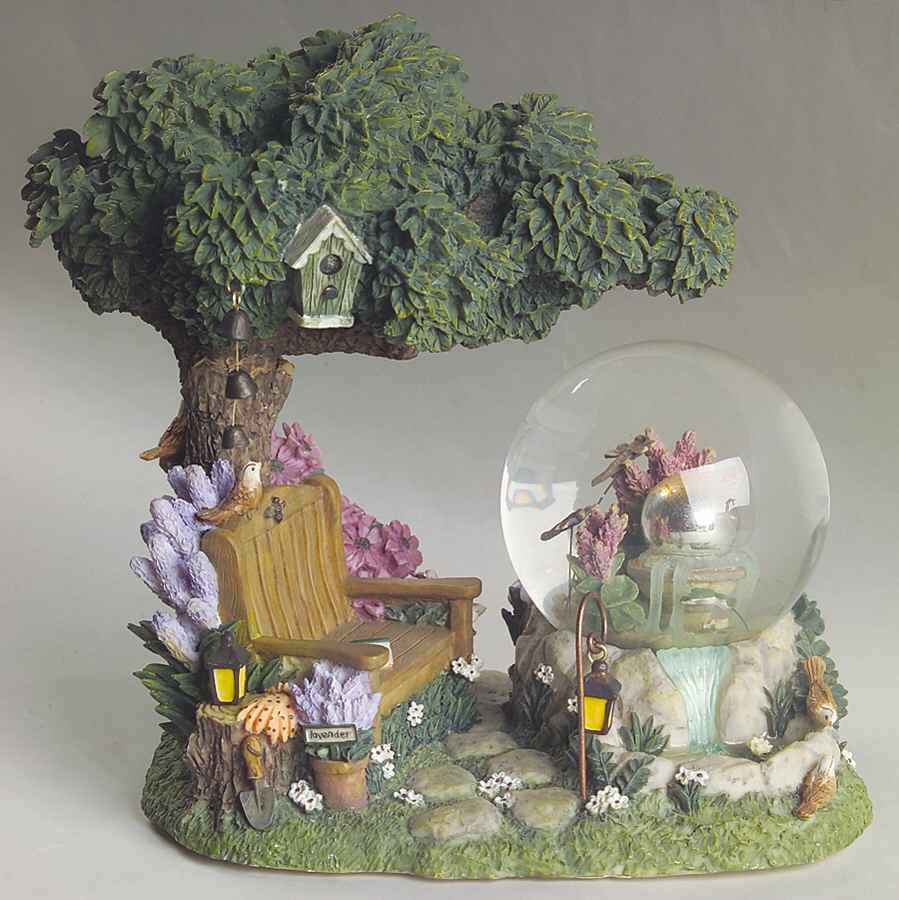 Naturewood Musical Water Globe by Pfaltzgraff-1
