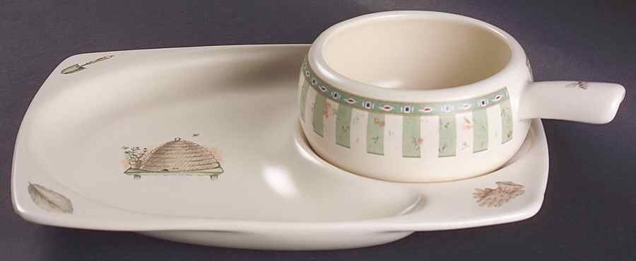 Naturewood Snack Set with 11" (SNTR11) Tray & Stick Handle Soup (SOH) by Pfaltzgraff-1