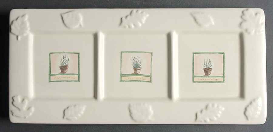 Naturewood 13" Embossed Rectangular Tray by Pfaltzgraff-1