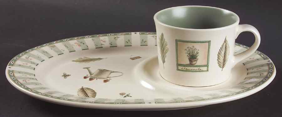 Naturewood Snack Plate & Cup Set by Pfaltzgraff-1