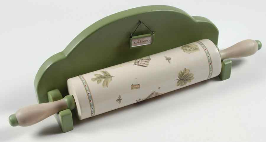 Naturewood Rolling Pin W/Wood Wall Hanger by Pfaltzgraff-1
