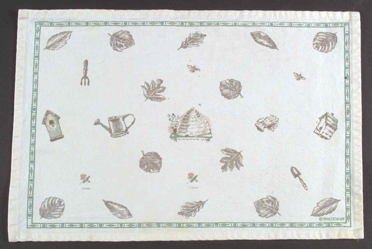 Naturewood Cloth Placemat by Pfaltzgraff-1