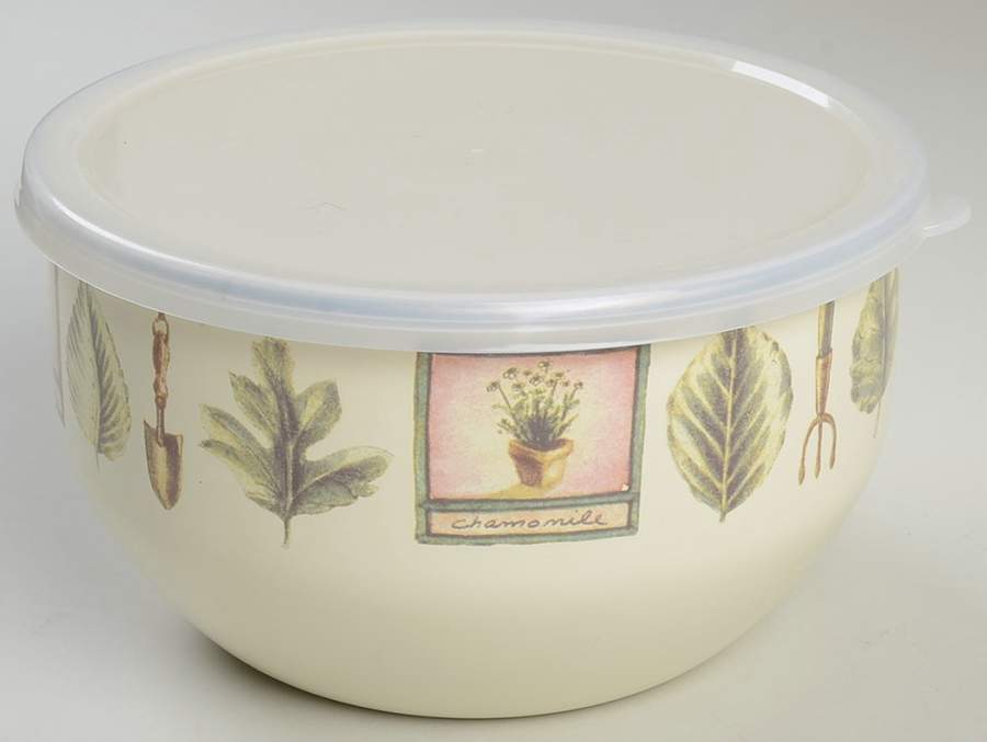 Naturewood 7" Metal Bowl & Plastic Lid by Pfaltzgraff-1