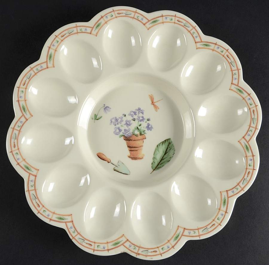 Naturewood Melamine Deviled Egg Plate by Pfaltzgraff-1