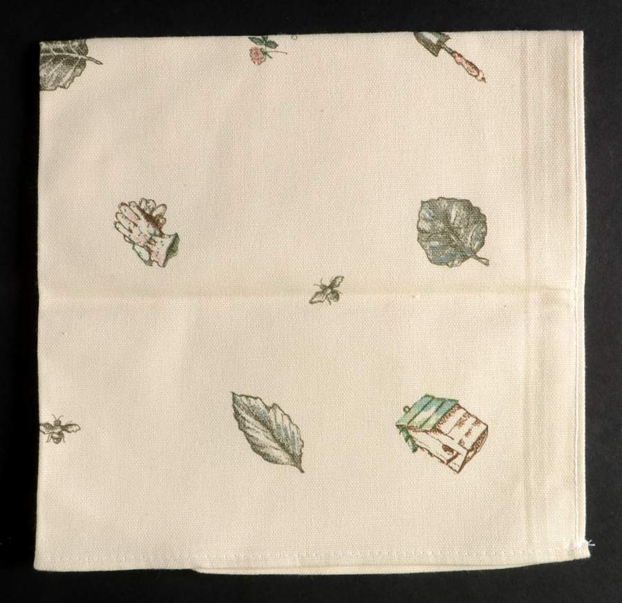 Naturewood Cloth Napkin by Pfaltzgraff-1