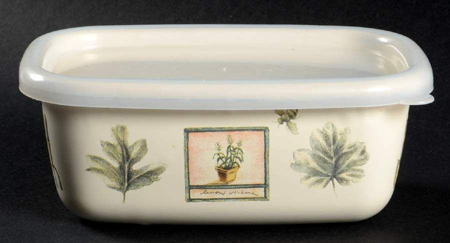 Naturewood 6" Metal Rectangular Baker W/Plastic Lid by Pfaltzgraff-1