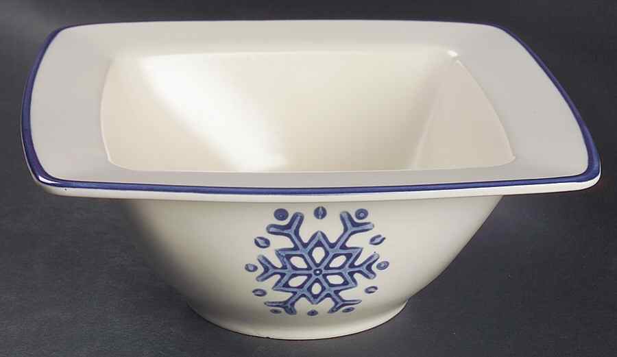 Nordic Christmas Holiday Serving Bowl by Pfaltzgraff-1