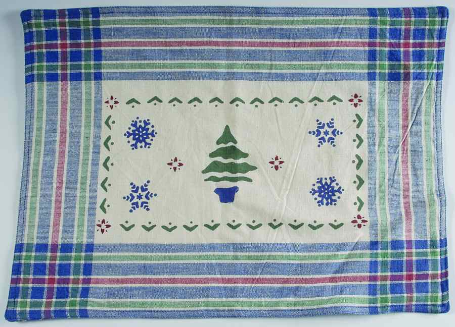 Nordic Christmas Cloth Placemat by Pfaltzgraff-1