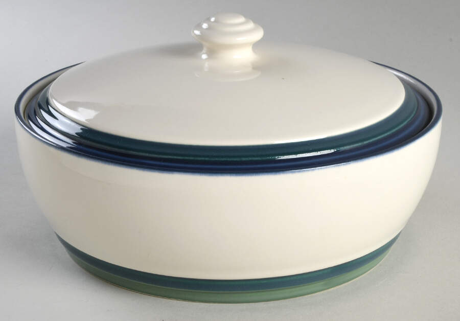 Ocean Breeze 2 Qt Round Covered Casserole by Pfaltzgraff-1