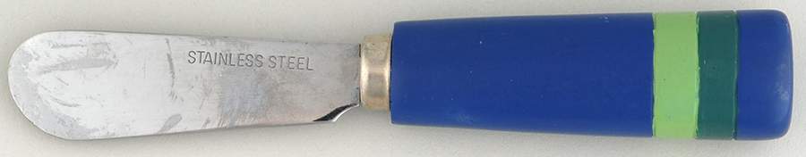 Ocean Breeze Plastic Handle Spreader by Pfaltzgraff-1