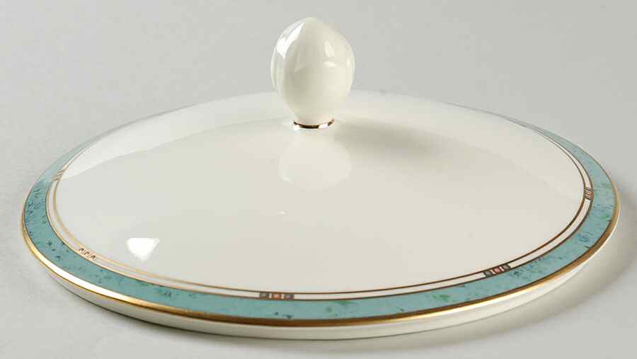 Patina Lid for Round Vegetable by Pfaltzgraff-1