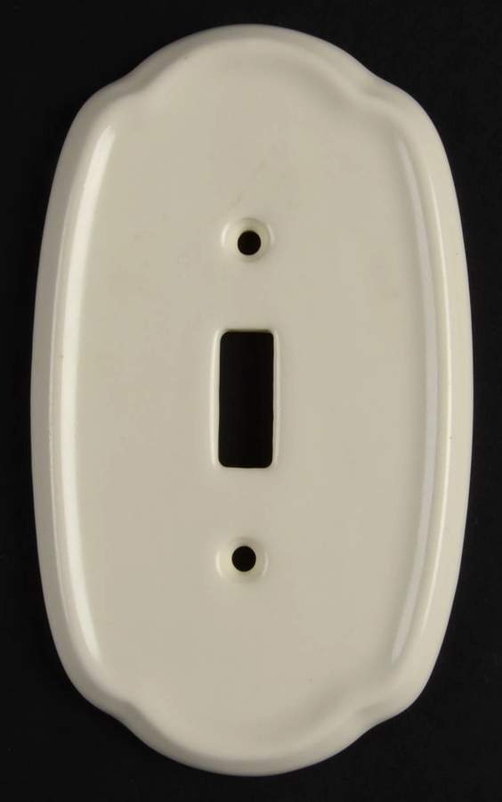 PFA7 Single Light Switch Cover by Pfaltzgraff-1