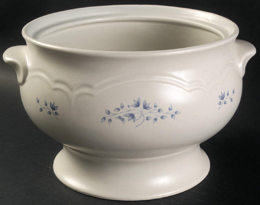 Poetry Matte Tureen No Lid by Pfaltzgraff-1