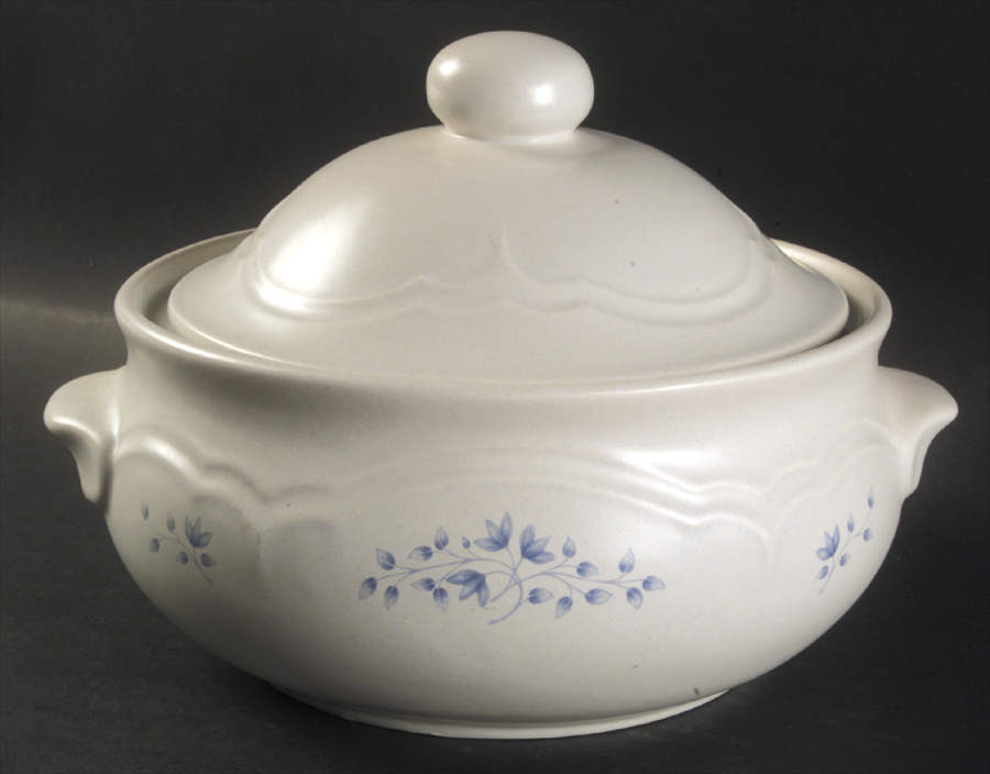 Poetry Matte 2 Qt Round Covered Casserole by Pfaltzgraff-1