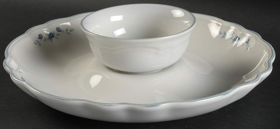 Poetry Glossy (2 Piece) Chip & Dip Set by Pfaltzgraff-1