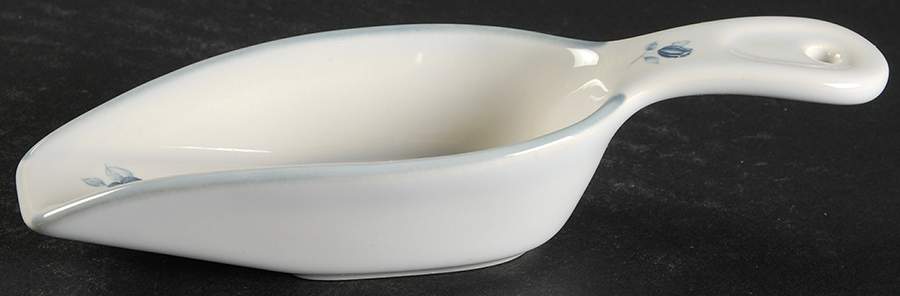 Poetry Glossy Medium Scoop by Pfaltzgraff-1