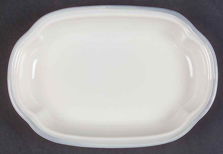 Poetry Glossy Entree Dish by Pfaltzgraff-1