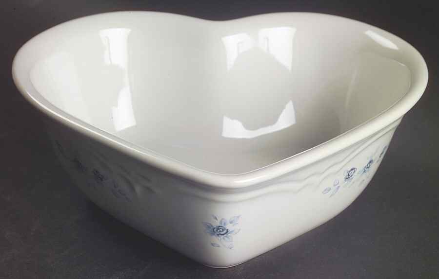Poetry Glossy 8" Heart Shaped Bowl by Pfaltzgraff-1