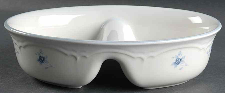 Poetry Glossy 10" Oval Divided Vegetable Bowl by Pfaltzgraff-1