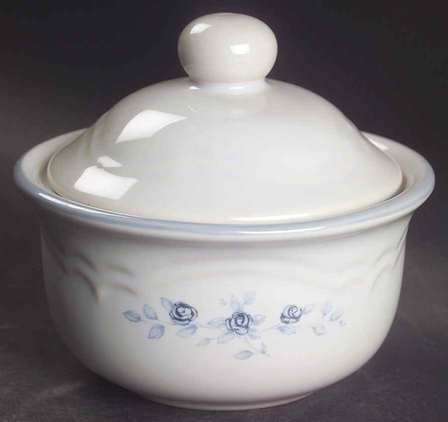 Poetry Glossy Butter Tub & Lid by Pfaltzgraff-1