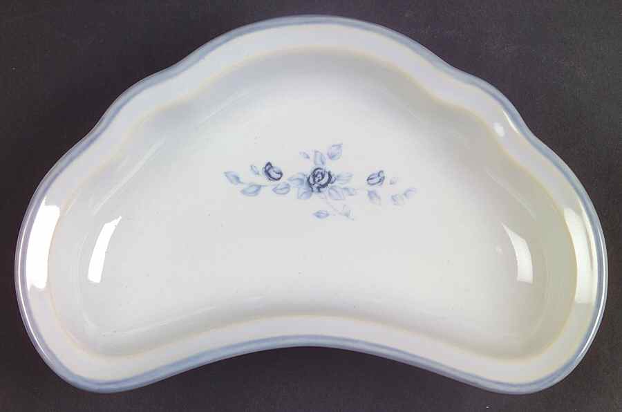 Poetry Glossy Crescent Salad Plate by Pfaltzgraff-1